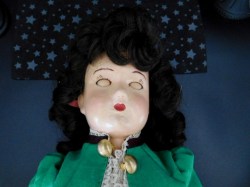 dominion toys green face